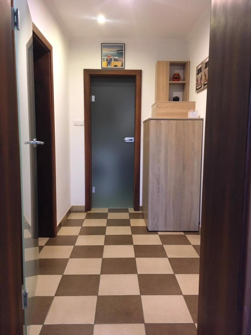 Rabbit Apartman Mosonmagyaróvár Exterior foto